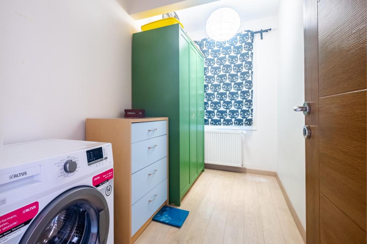 Ferienwohnung Flat With Balcony Near Bull Statue In Kadikoy Istanbul Exterior foto