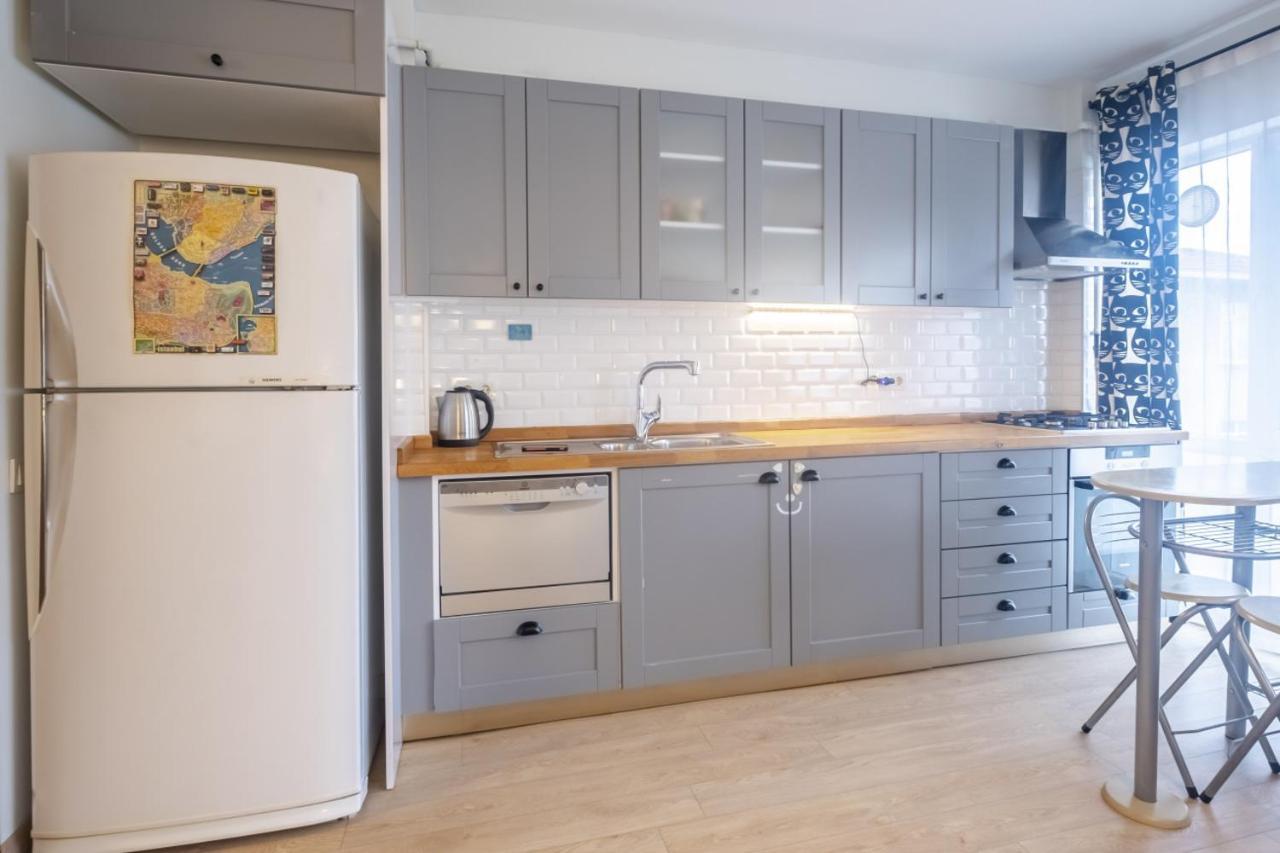 Ferienwohnung Flat With Balcony Near Bull Statue In Kadikoy Istanbul Exterior foto